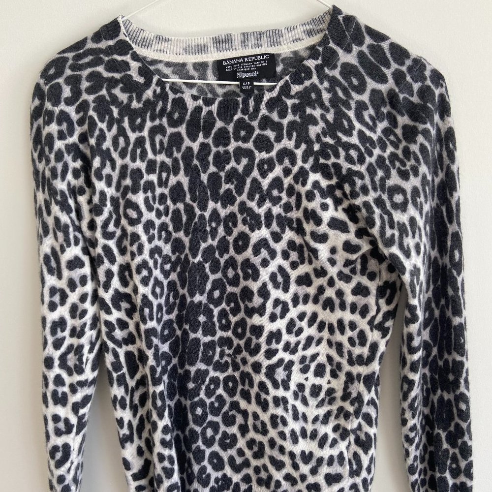 Banana Republic Small Wool/Cashmere Blend Sweater